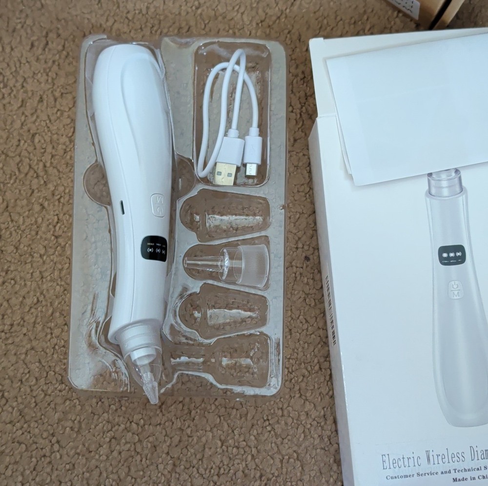 Wireless Rechargeable Diamond Microdermabrasion Tool USB Powered White