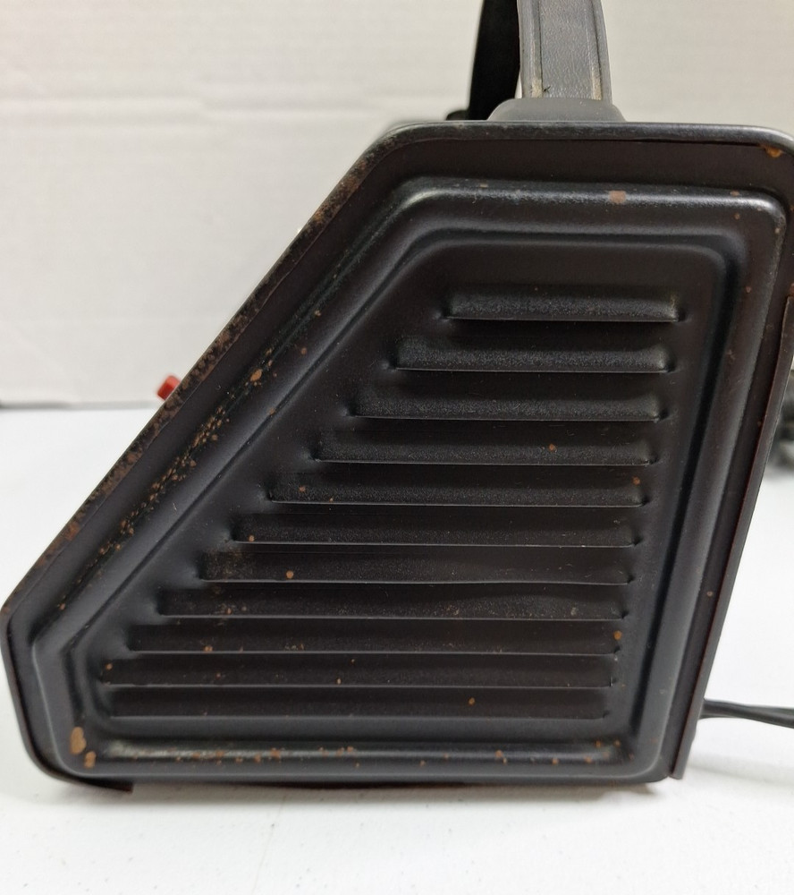 Allison 9889 Solid State Automatic Battery Charger 6 / 12V Tested