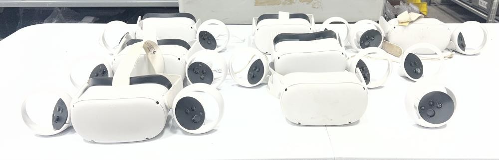 Meta Quest 2, Quest 2 Left Controller - Lot of 9