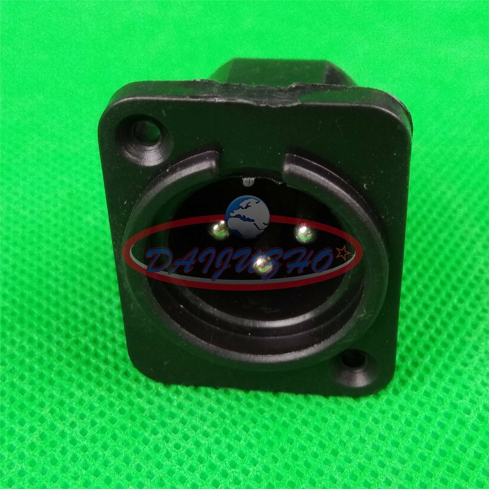 1Pcs XLR 3 Pin Panel Mount Male Chassis Socket Connector New
