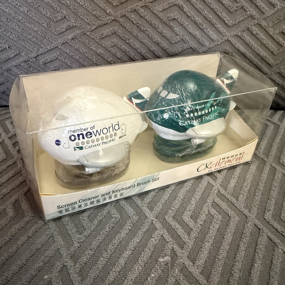 NEW Cathay Pacific Oneworld Mini Screen Cleanse & Keybroad Brush Set