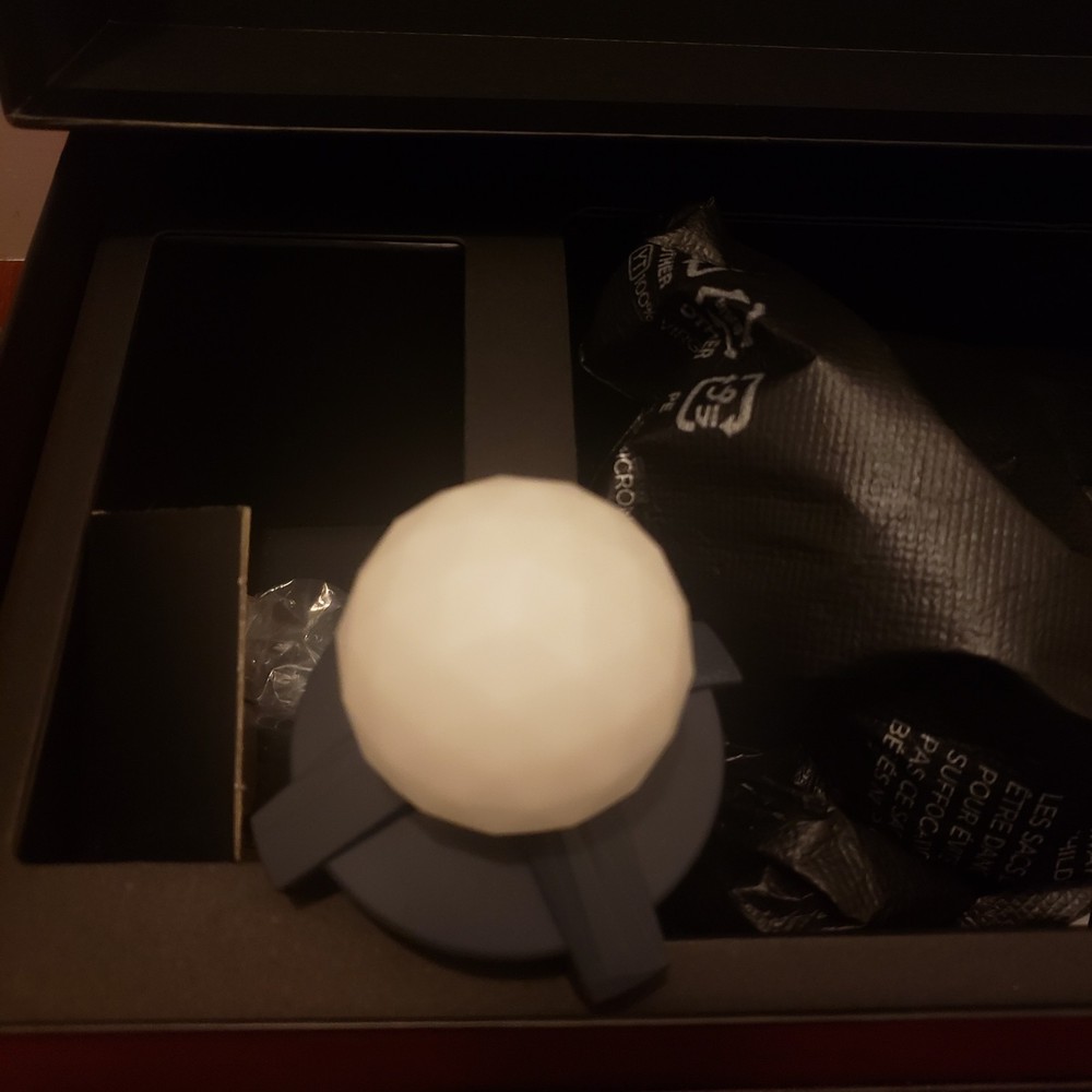 Lenovo -Star Wars- Jedi Challenges Virtual Reality With Box