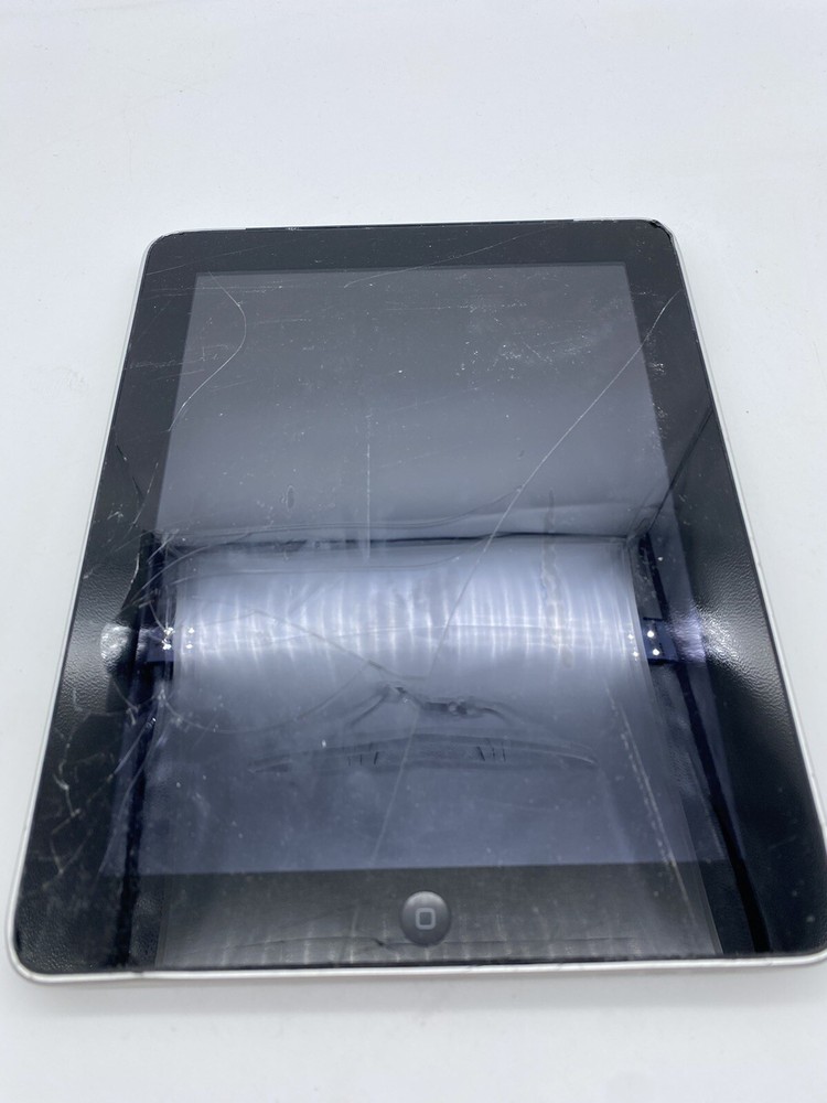 Apple iPad 1st Generation Model  A1337 32GB