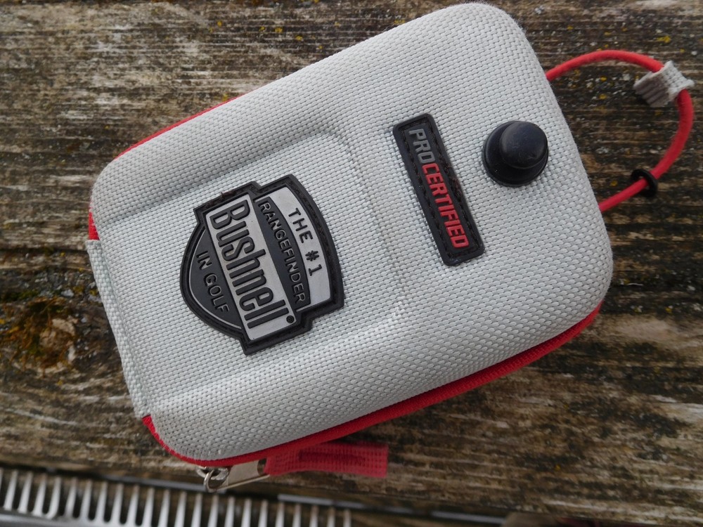 Bushnell tour v3 laser rangefinder