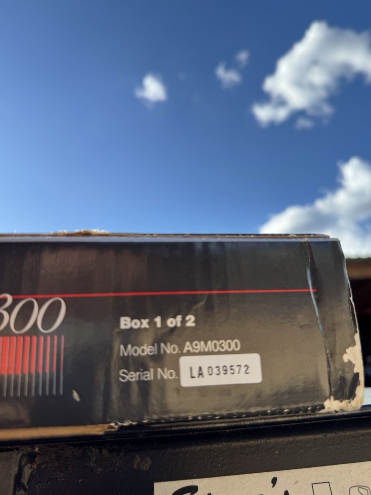 VINTAGE APPLE COMPUTER MODEM 300 MODEL A9M0300