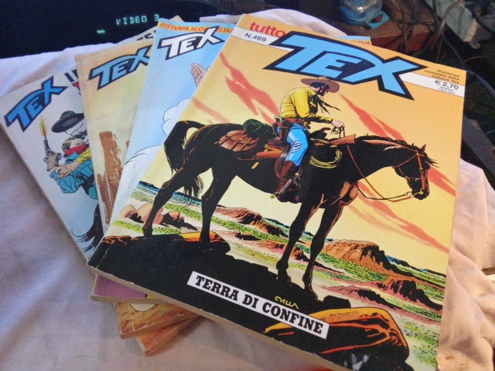 TEX 4 VOLUME