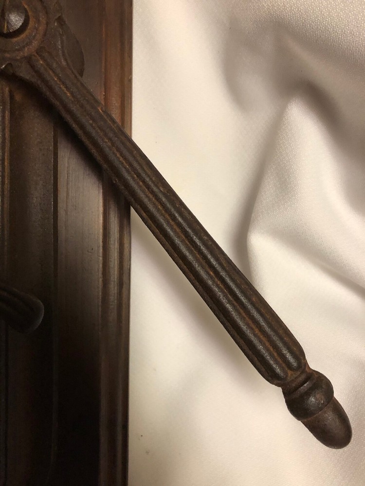 Mechanical Ratchet Cast Iron Wall Mount Corkscrew ~ WN49