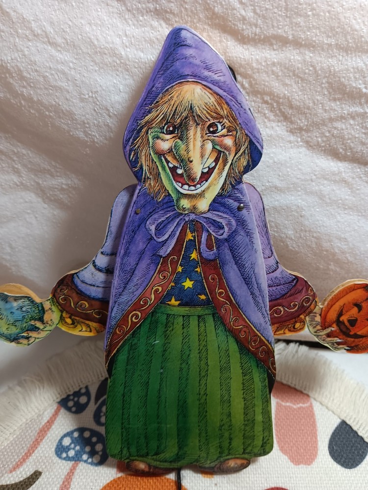 Vintage Fortune Teller Witch Pull Puppet!!