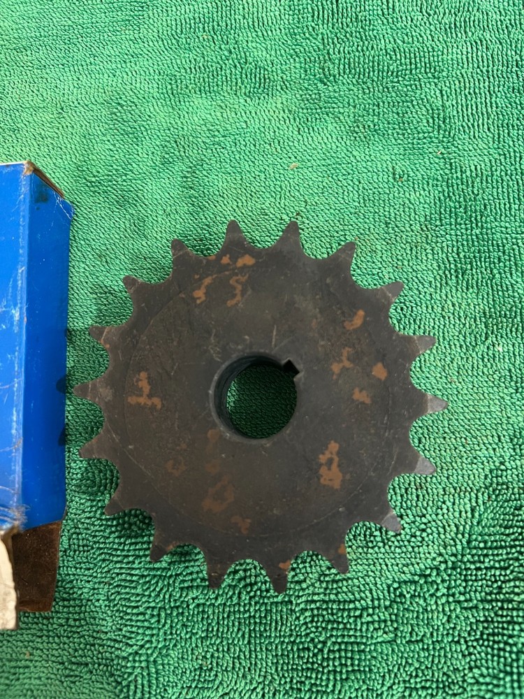 Martin 50BS18 7/8 Sprocket #82