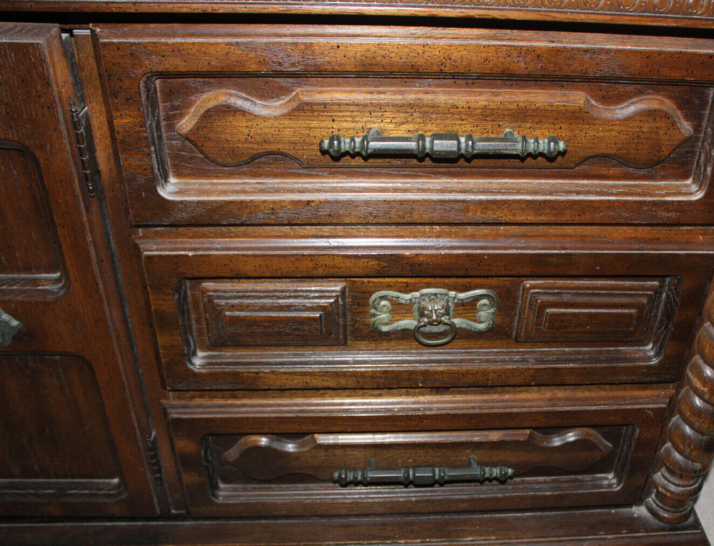 SAN MARCO PULL WITH LION FACE PULL BRASS FINISH/PLATED CABINET-DRAWER