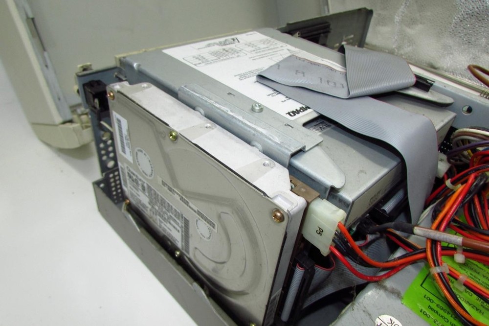 Vintage Compaq Deskpro 590 Computer PC Desktop