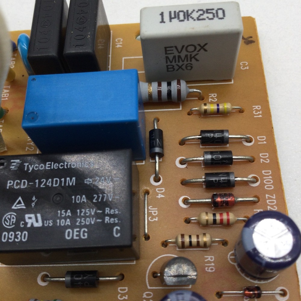 Cuisinart Coffee Maker Model DGB-650 Main Circuit Control Board