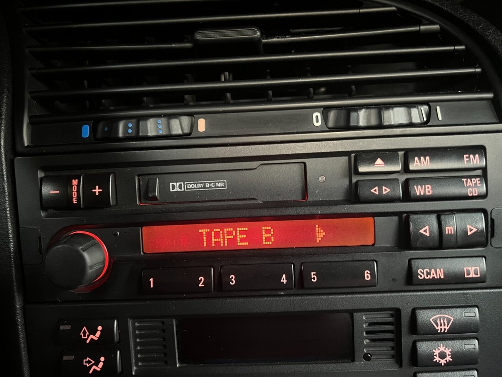 BMW C33 RADIO STEREO CASSETTE E36 318 323 328 E30 E31 E32 E34 540 840 M3 Z3 CODE