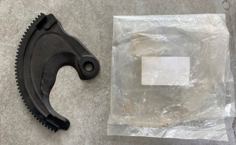 Greenlee 45334 Movable Bladed for ES750 Cable Cutter (Replacement Part)