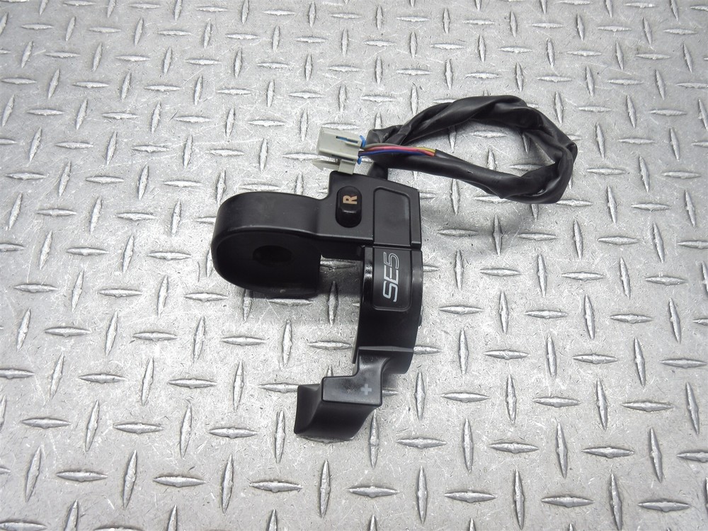 2009 08-09 Can-Am Spyder GS SE5 Left Handlebar Reverse Switch Control Assembly