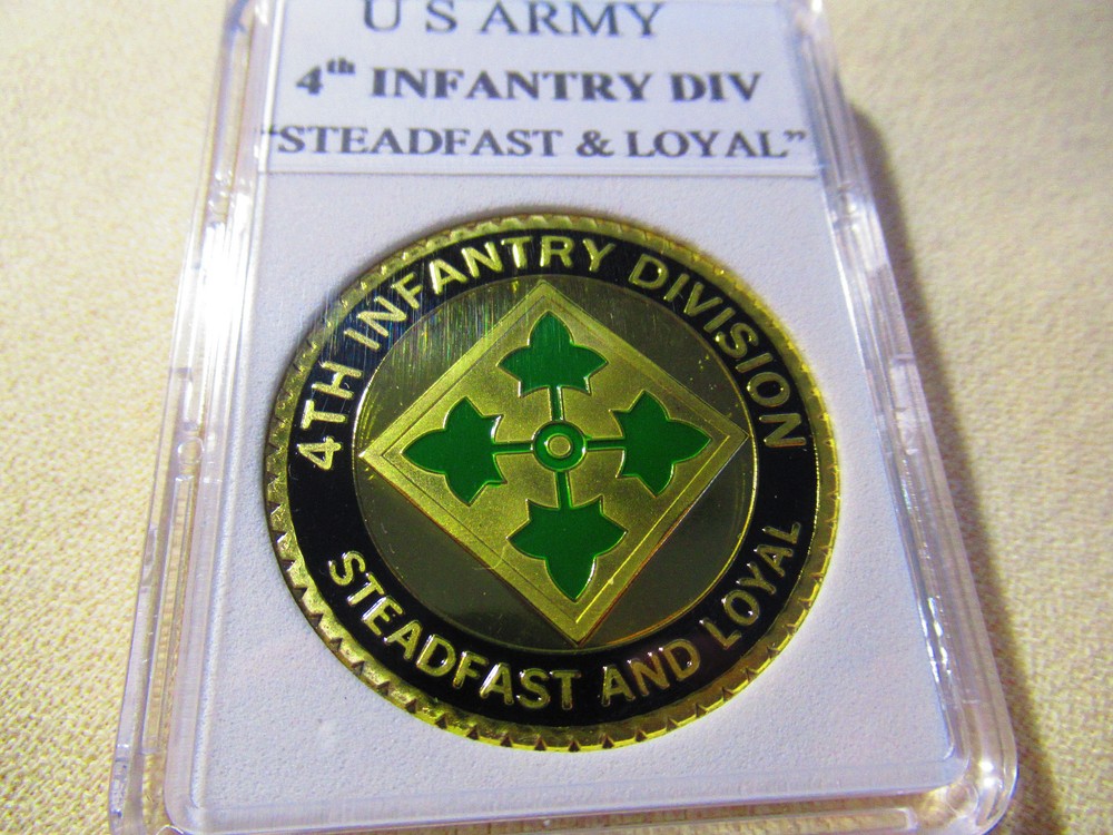 US ARMY 4th INFANTRY DIVISION Challenge Coin