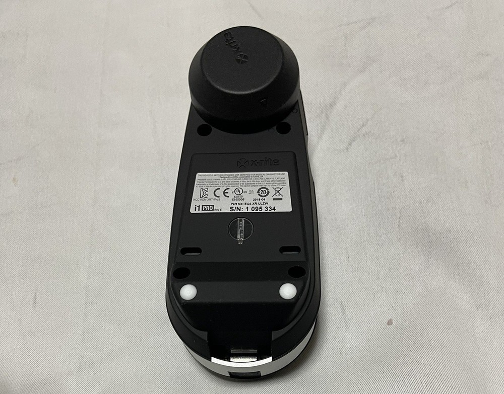 X-Rite i1 Basic Pro 2 Spectrophotometer Color Calibrator Tested Working Japan