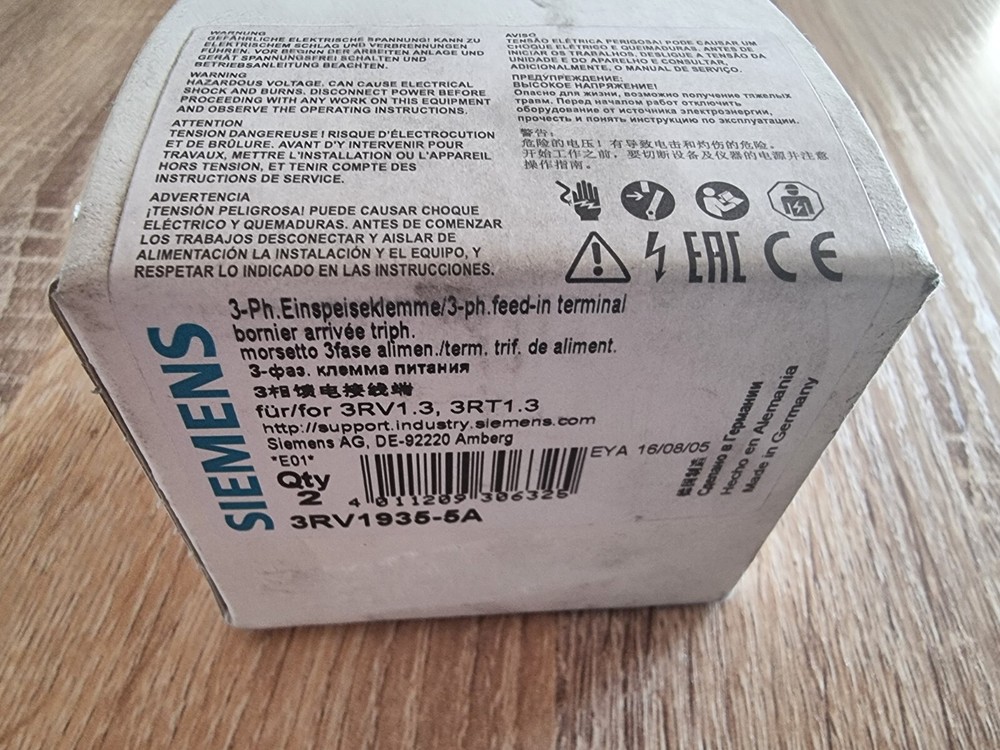 Siemens "3RV1935-5A" - 3 Phase Feed Terminal