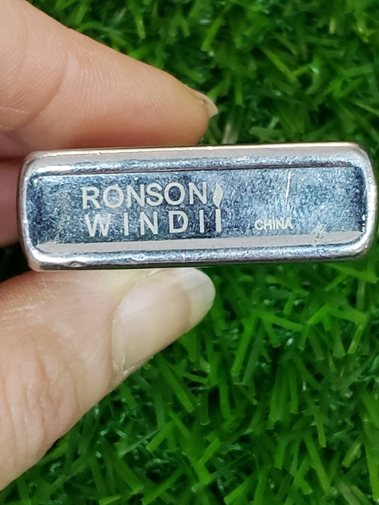 Lighter Vintage Ronson Lighter Windii Wind Protected Lighter - Sparks