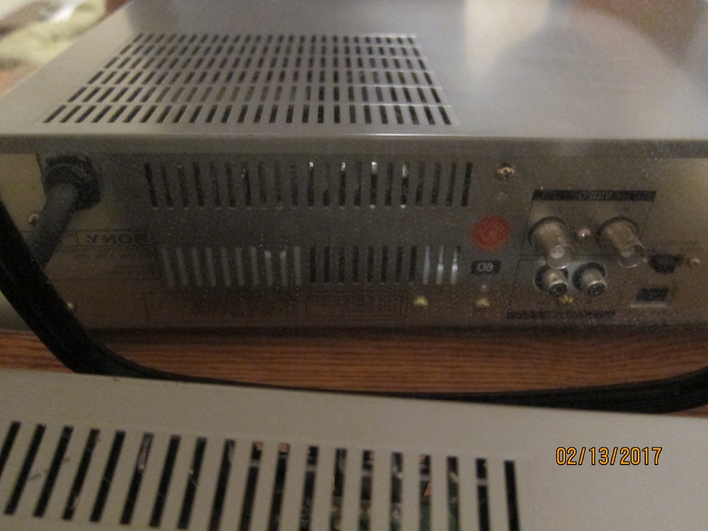 Sony EVO-410 video 8mm vcr