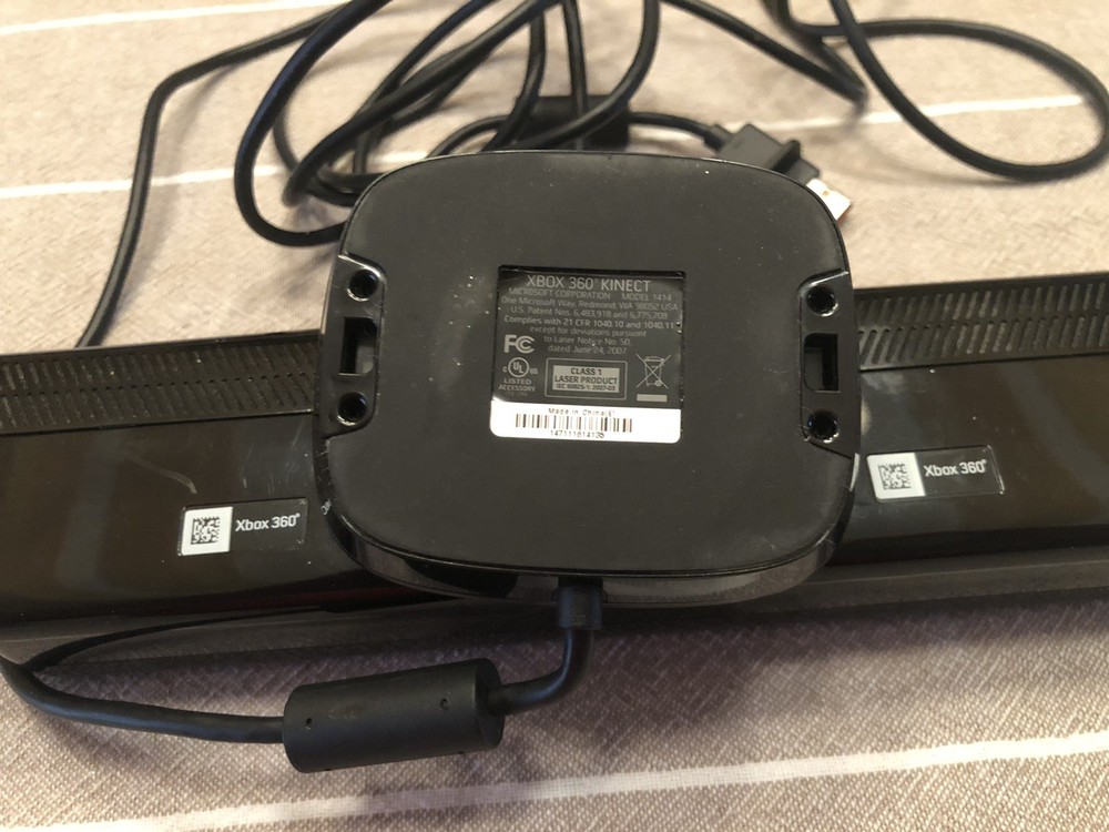 Genuine Microsoft XBOX 360 Kinect Sensor Bar Kinect. Model 1414