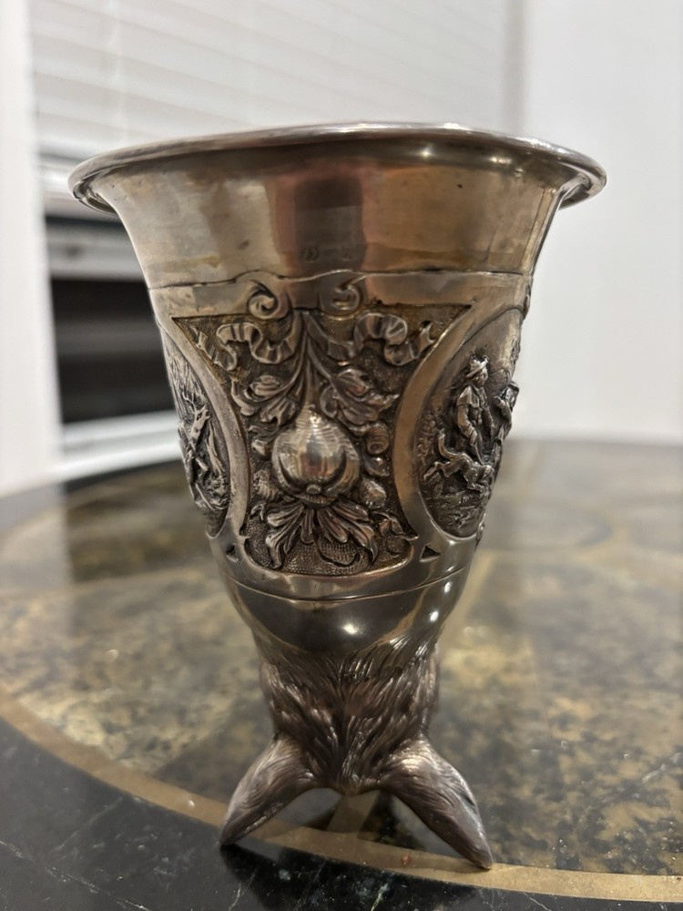 Hannau Silver Stirrup Cup