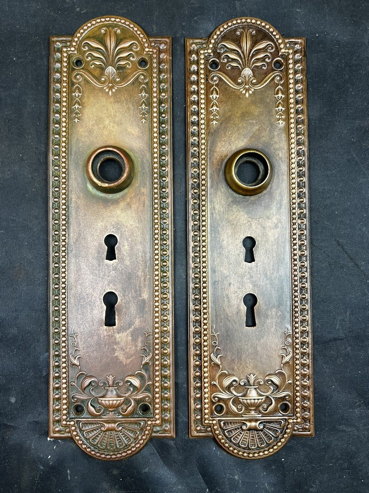 Corbin 1905 Como Entry Set Knobs, And Plates M-10901