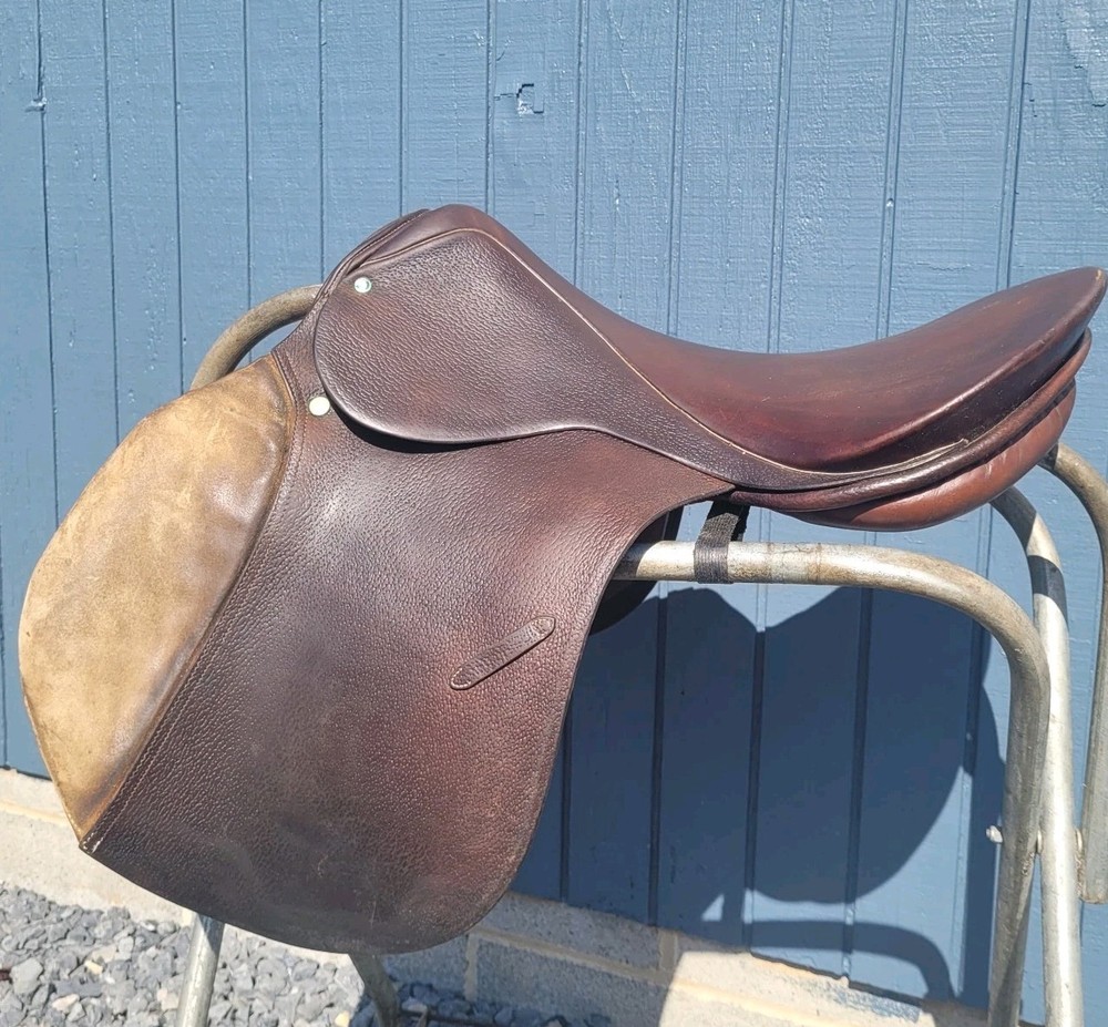 Stubben Siegfried 18" Saddle