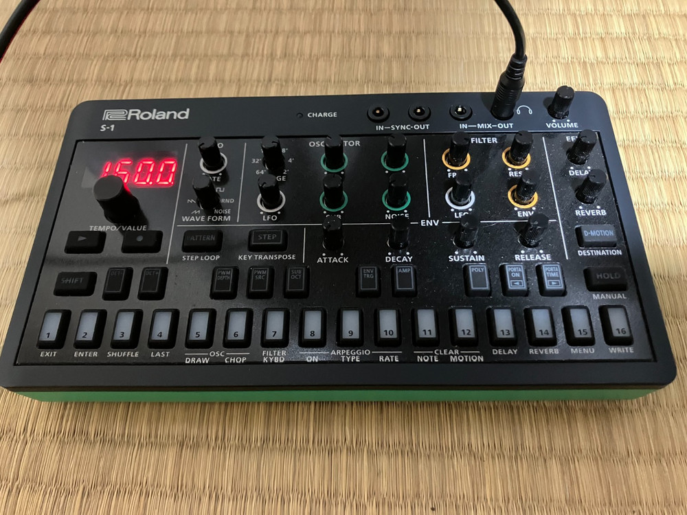 Roland S-1 Tweak Synth Compact Polyphonic Sound Module Synthesizer