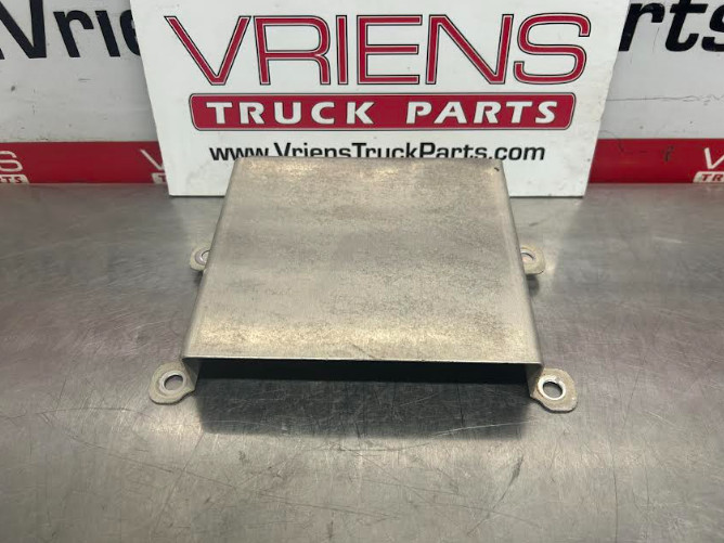 PETERBILT M46-6174 SHIELD-DCU