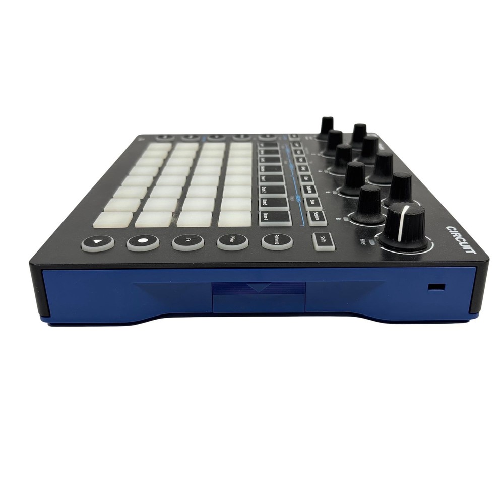 Novation Circuit Groovebox Standalone Synth/Drum Machine