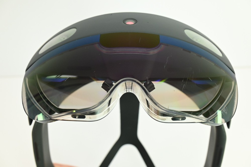 Microsoft Hololens 2 Headset Kit - Scuffed - Tested and Fully Operational