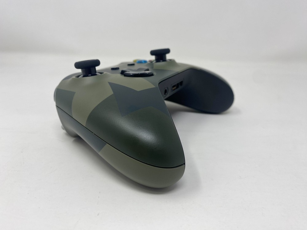 Microsoft Xbox One: Wireless Controller - Armed Forces 2 [USED - COMPLETE]