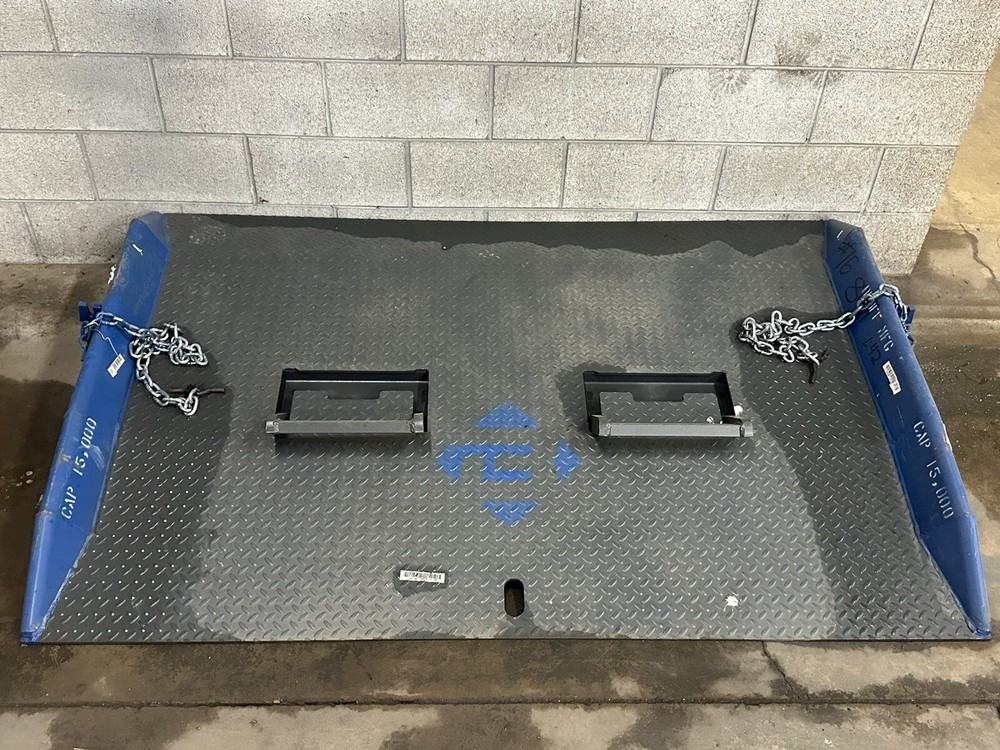 DOCK PLATE RAMP 15,000 LBS  BLUFF