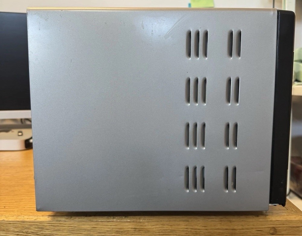 SHARP Compact Countertop Microwave Oven with Removable 10" Carousel Turntable...