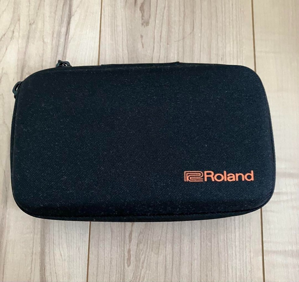 Roland AIRA Compact E-4 Voice Tweaker Vocal FX Processor Vocoder Harmony Looper