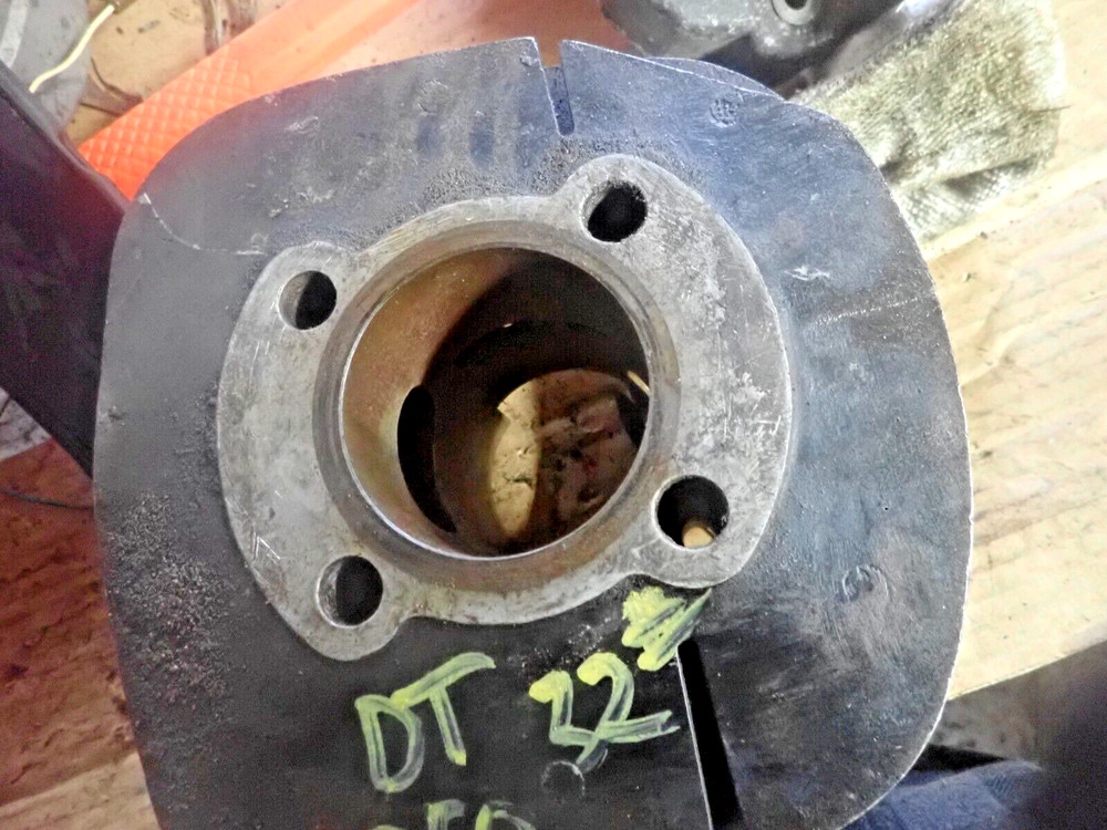 197?  DT 250# 32 Cylinder Jug Barrel