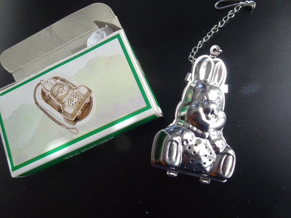 BUNNY RABBIT TEA INFUSER OR TEA BALL