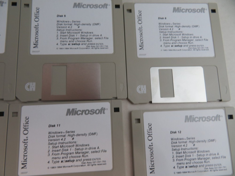 Microsoft Office Version 4.2 Floppy Disks 3.5" 1994 20 discs
