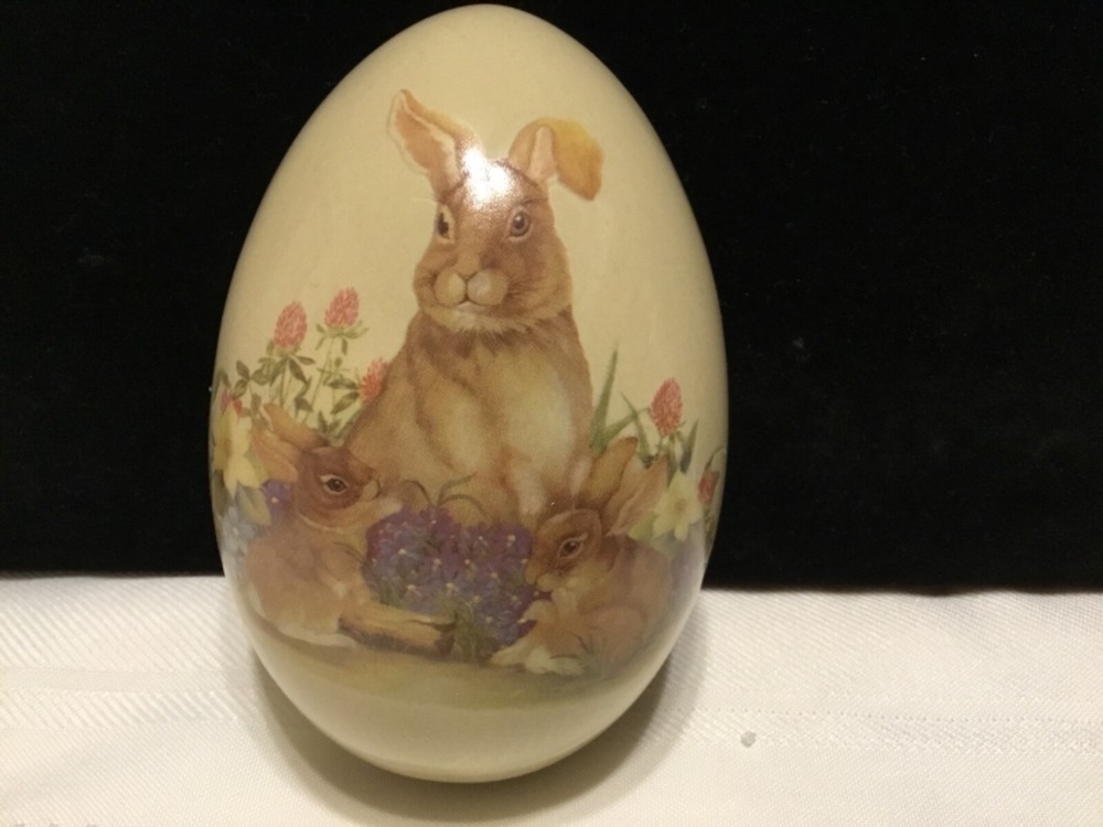 Ceramic Easter Bunny Egg Shape Covered Trinket Box - New! (HH51)