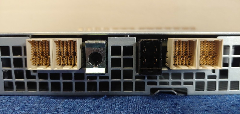 Dell PowerVault SAS SATA Module AMP01-SIM