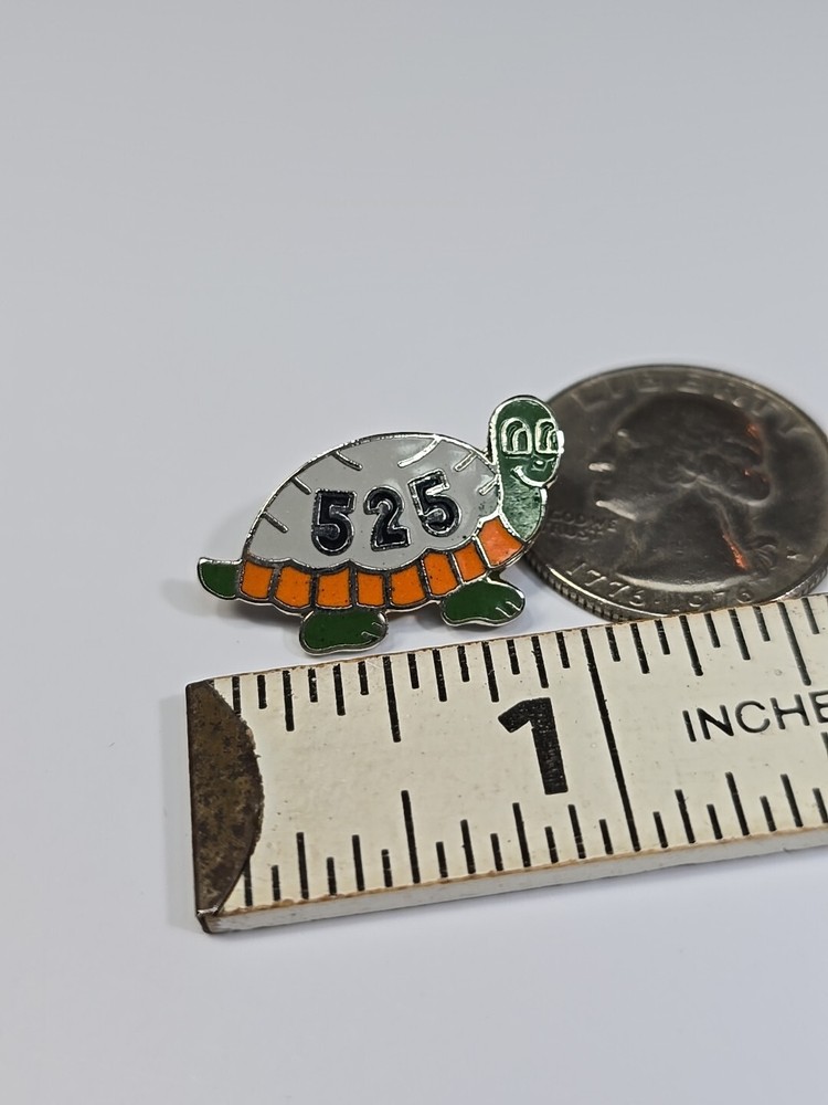 525 Turtle Bowling Score Lapel Pin Small Size