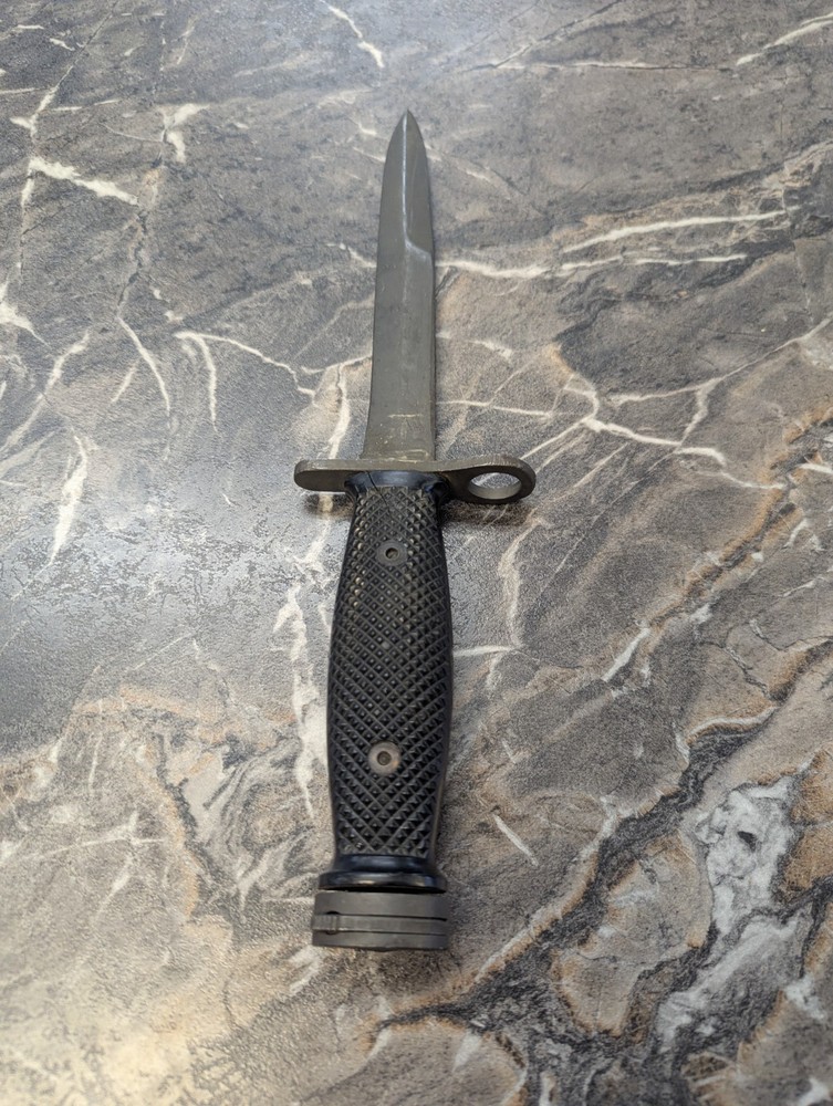 VINTAGE ORIGINAL US MADE M7 KNIFE