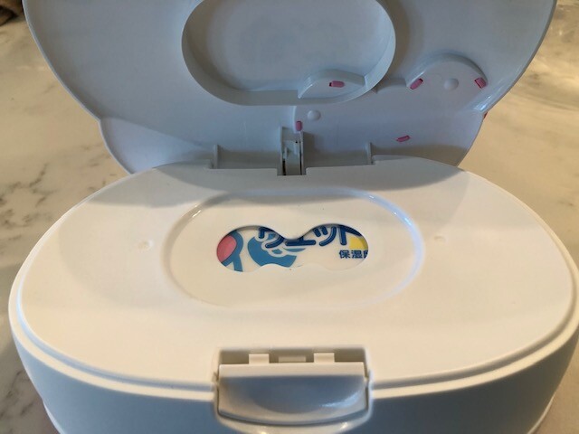 Wet Wipes with Hello Kitty Case, 80 Sheets