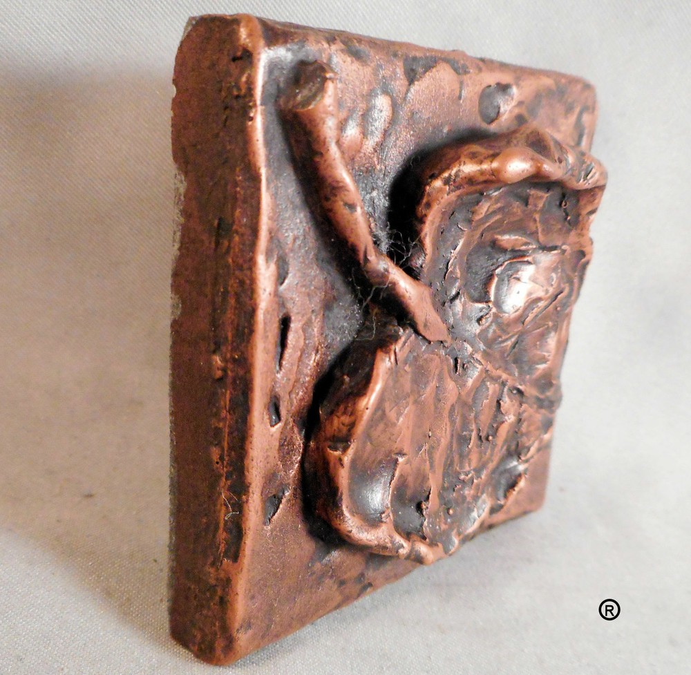 Copper Leaf Decorative Dot