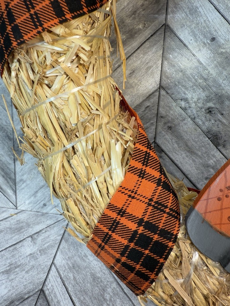 Halloween Straw Wreath With Witch 13”