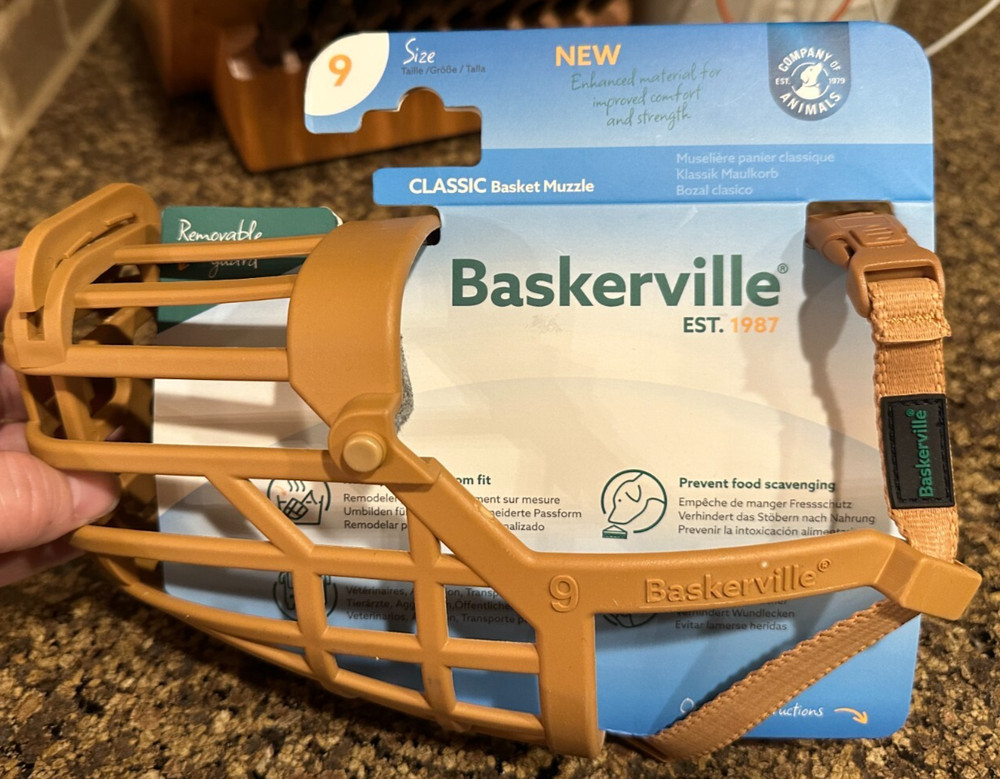 Baskerville Dog Muzzle Classic Anti Scavenge Basket Muzzle Size 9 NEW