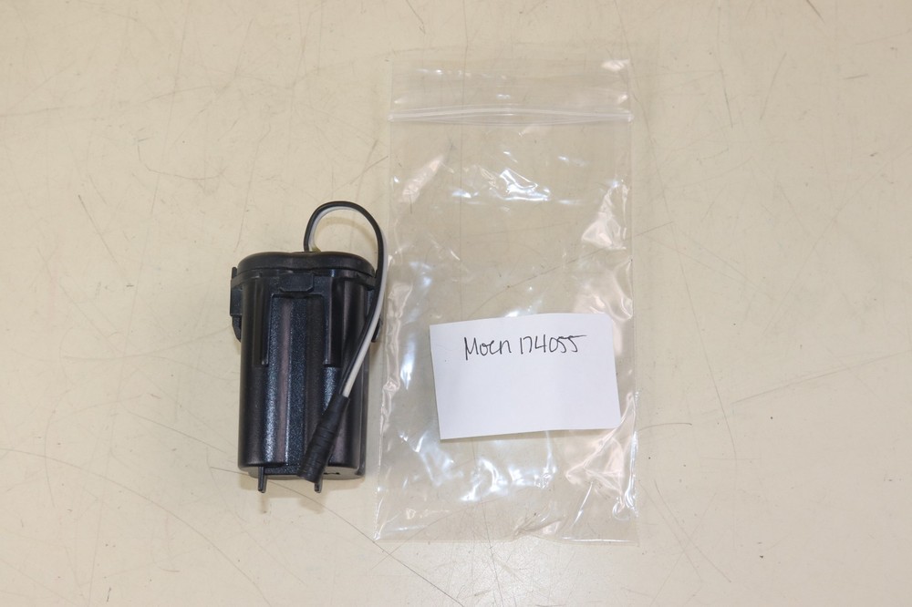 MOEN 174055 Electronic Faucet Battery Pack NEW old stock Genuine