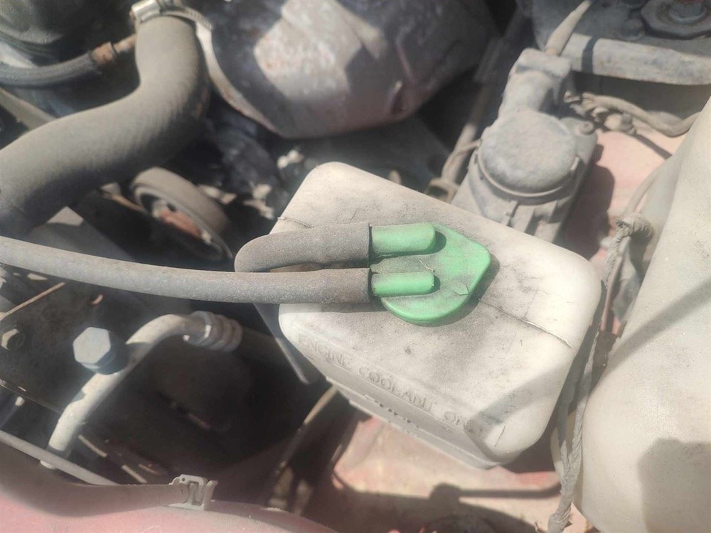 TRACKER 2003 Fuse Box Cabin 6701