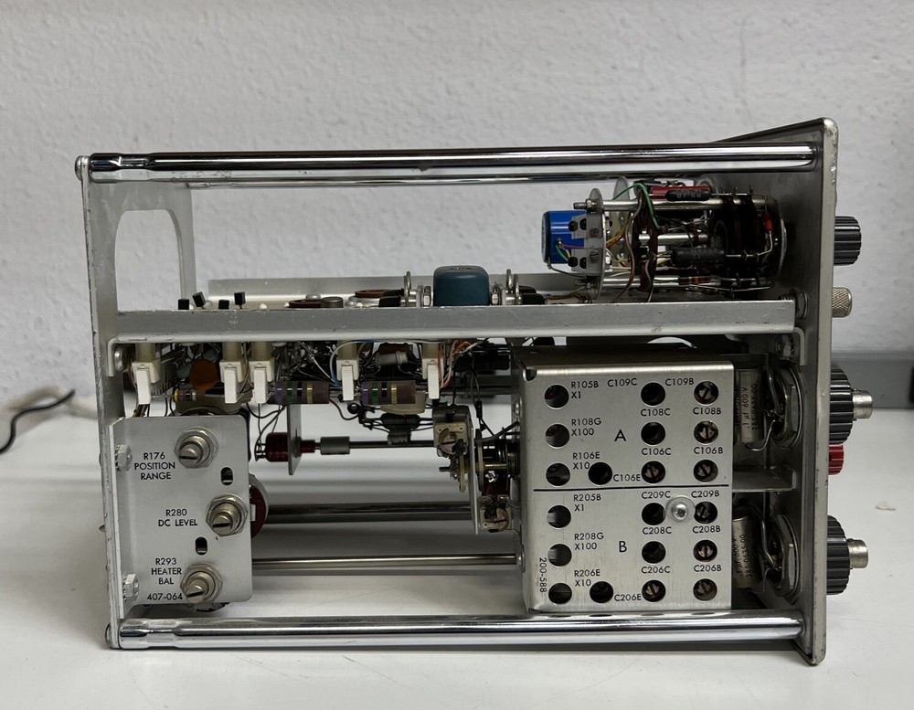Tektronix Type W SAMPLING Unit Oscilloscope